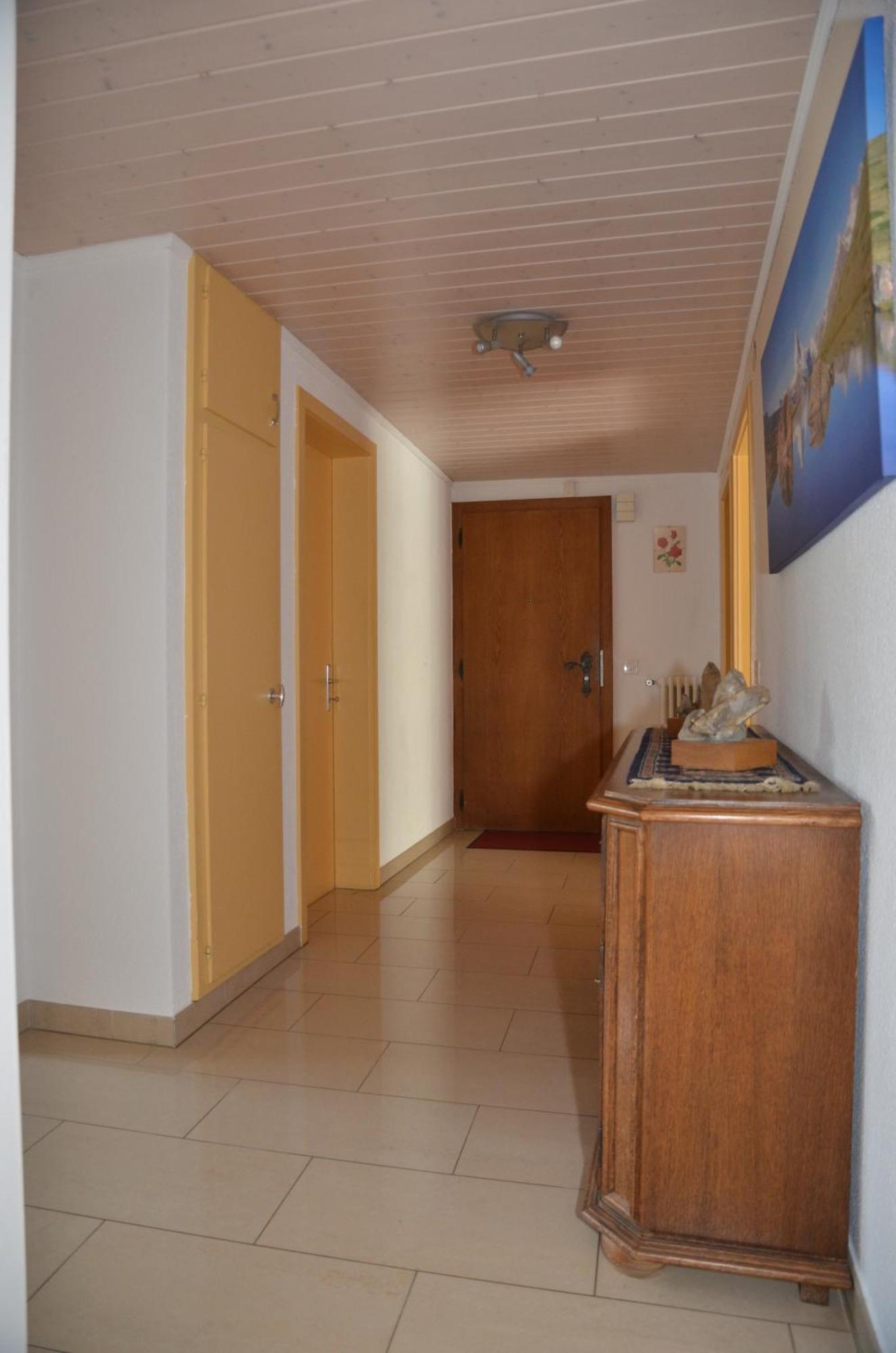 Grosse, Schoene Wohnung Im Gruenen Brig Dış mekan fotoğraf