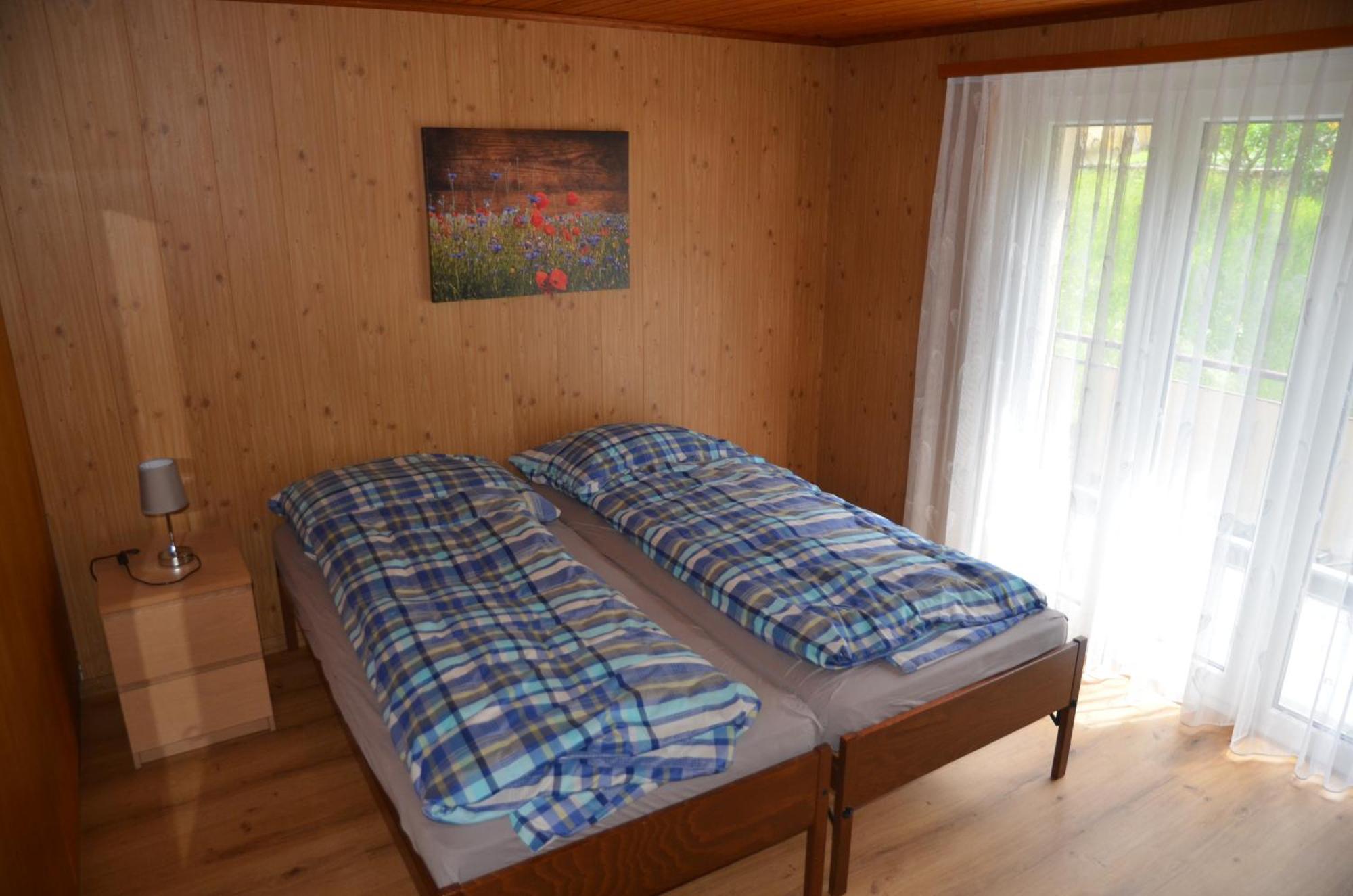 Grosse, Schoene Wohnung Im Gruenen Brig Dış mekan fotoğraf